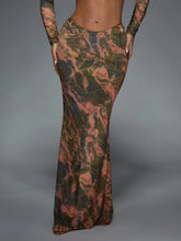 MISSGUIDED Printed Scoop Hem Long Sleeves Super Crop Top And Flare Hem Maxi Skirt Two Piece Co Ord Set